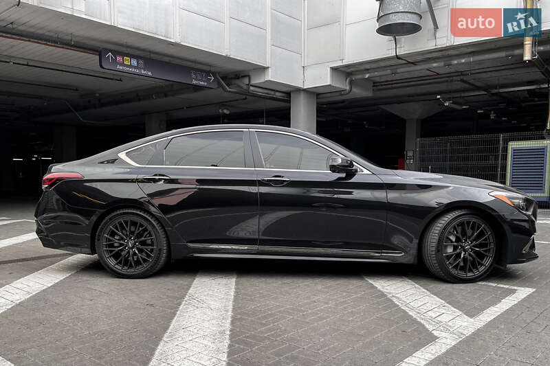 Седан Genesis G80 2017 в Киеве