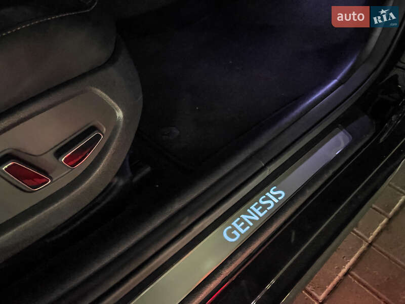 Седан Genesis G80 2017 в Киеве