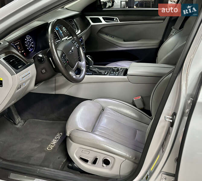 Седан Genesis G80 2016 в Киеве