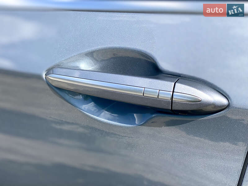 Седан Genesis G80 2016 в Киеве фото 18 Седан Genesis G80 2016 в Киеве