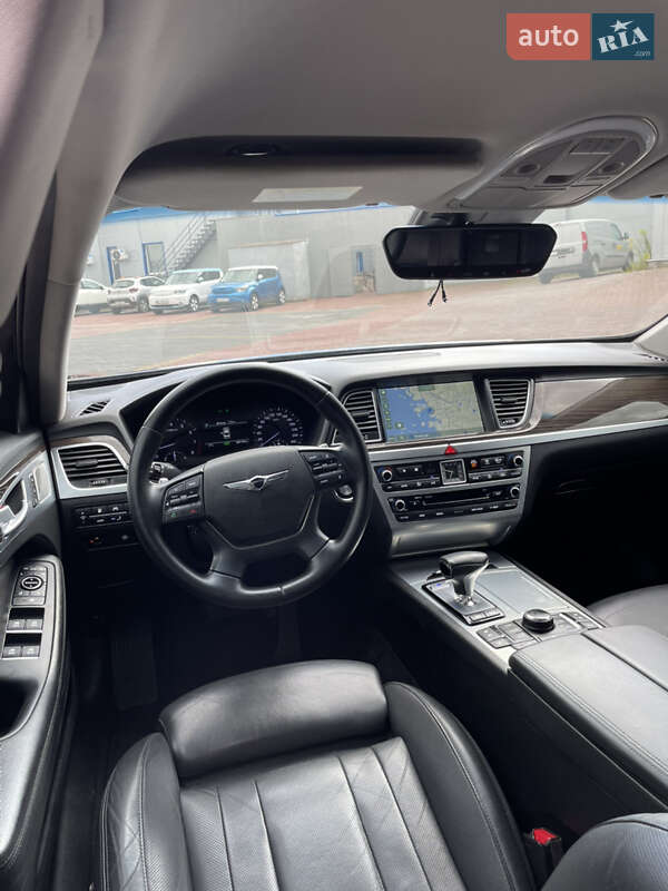 Седан Genesis G80 2016 в Ровно