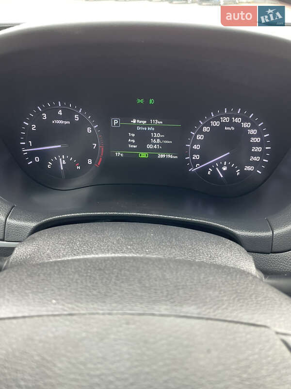 Седан Genesis G80 2016 в Ровно