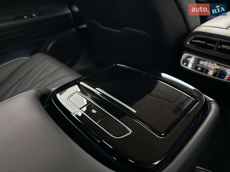 Седан Genesis G80 2023 в Киеве