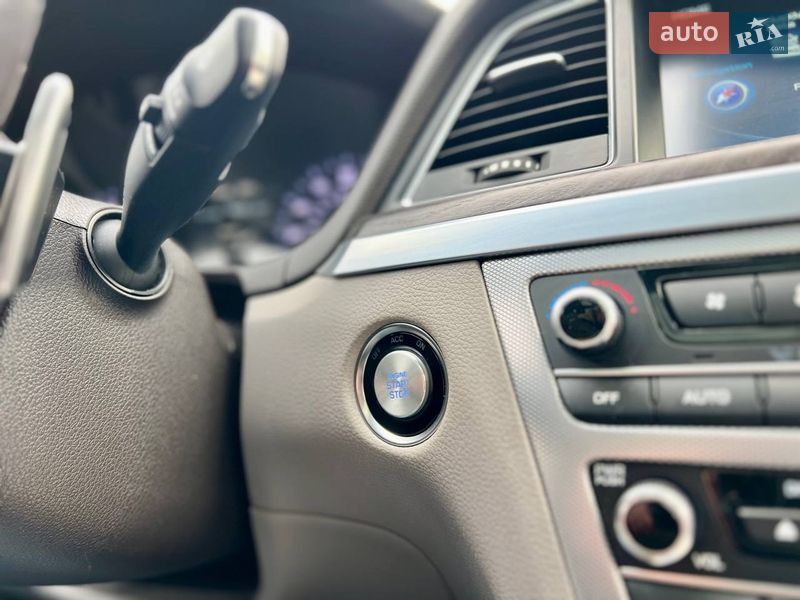 Седан Genesis G80 2018 в Вышгороде