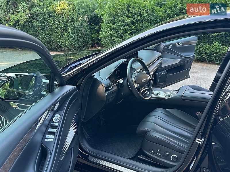 Седан Genesis G80 2024 в Умані
