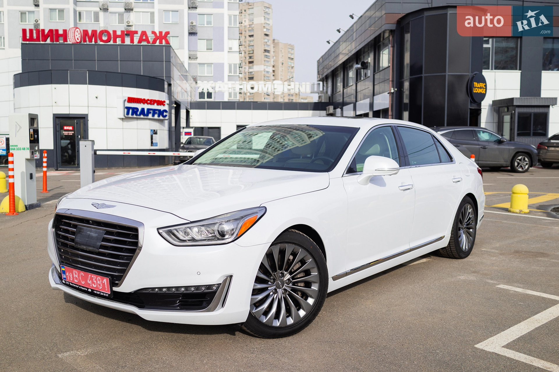 2018 Genesis G90 - мініатюра 2