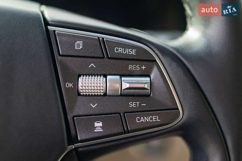 Седан Genesis G90 2018 в Киеве