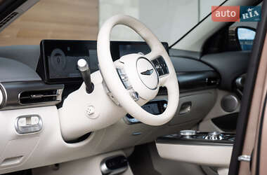Внедорожник / Кроссовер Genesis GV60 2022 в 
