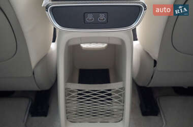 Внедорожник / Кроссовер Genesis GV60 2022 в 