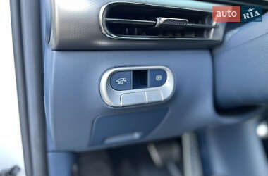 Внедорожник / Кроссовер Genesis GV60 2022 в 