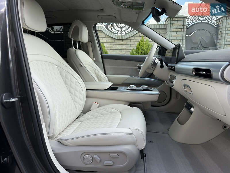 Внедорожник / Кроссовер Genesis GV60 2024 в Тернополе