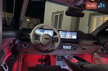 Позашляховик / Кросовер Genesis GV60 2024 в 