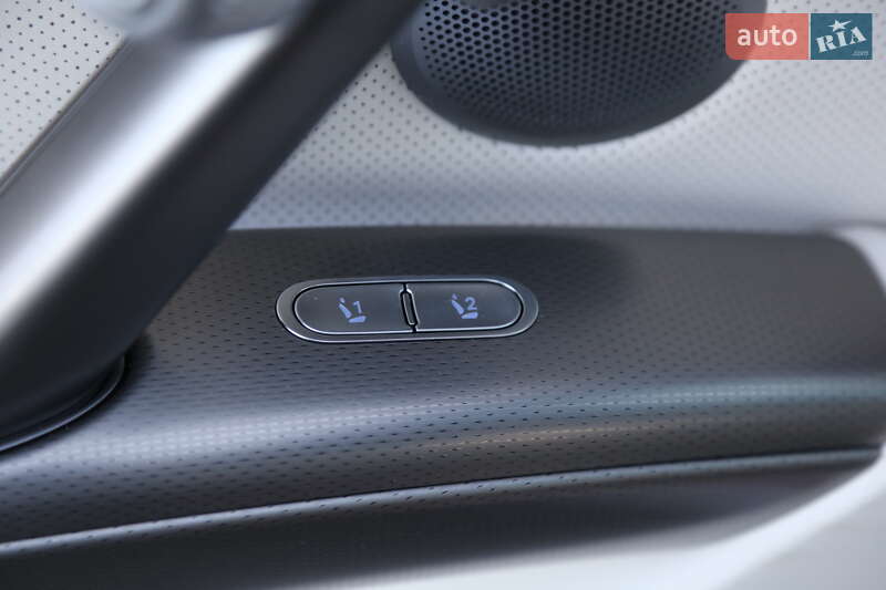 Внедорожник / Кроссовер Genesis GV60 2022 в Киеве