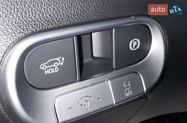 Універсал Genesis GV60 2022 в 