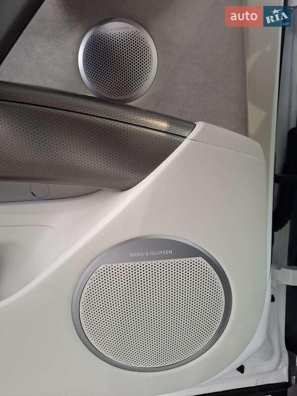 Фастбэк Genesis GV60 2024 в Киеве