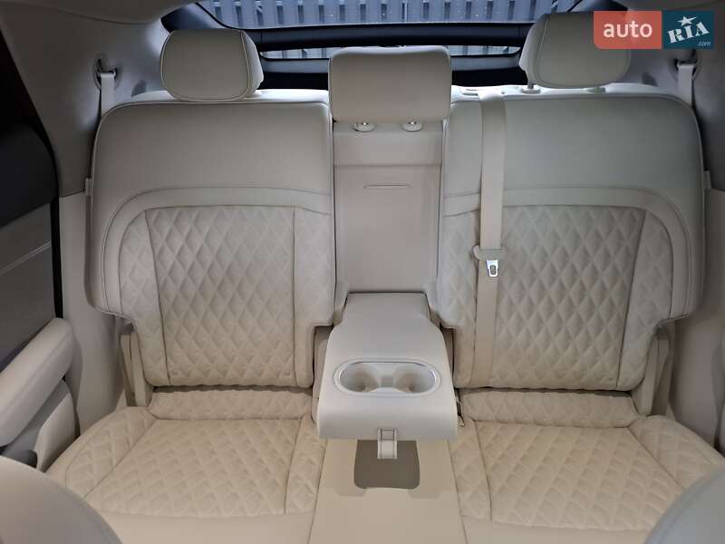 Фастбэк Genesis GV60 2024 в Киеве