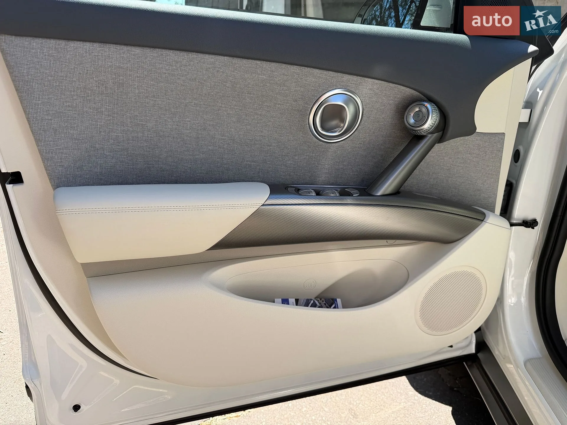2024 Genesis GV60 - мініатюра 39
