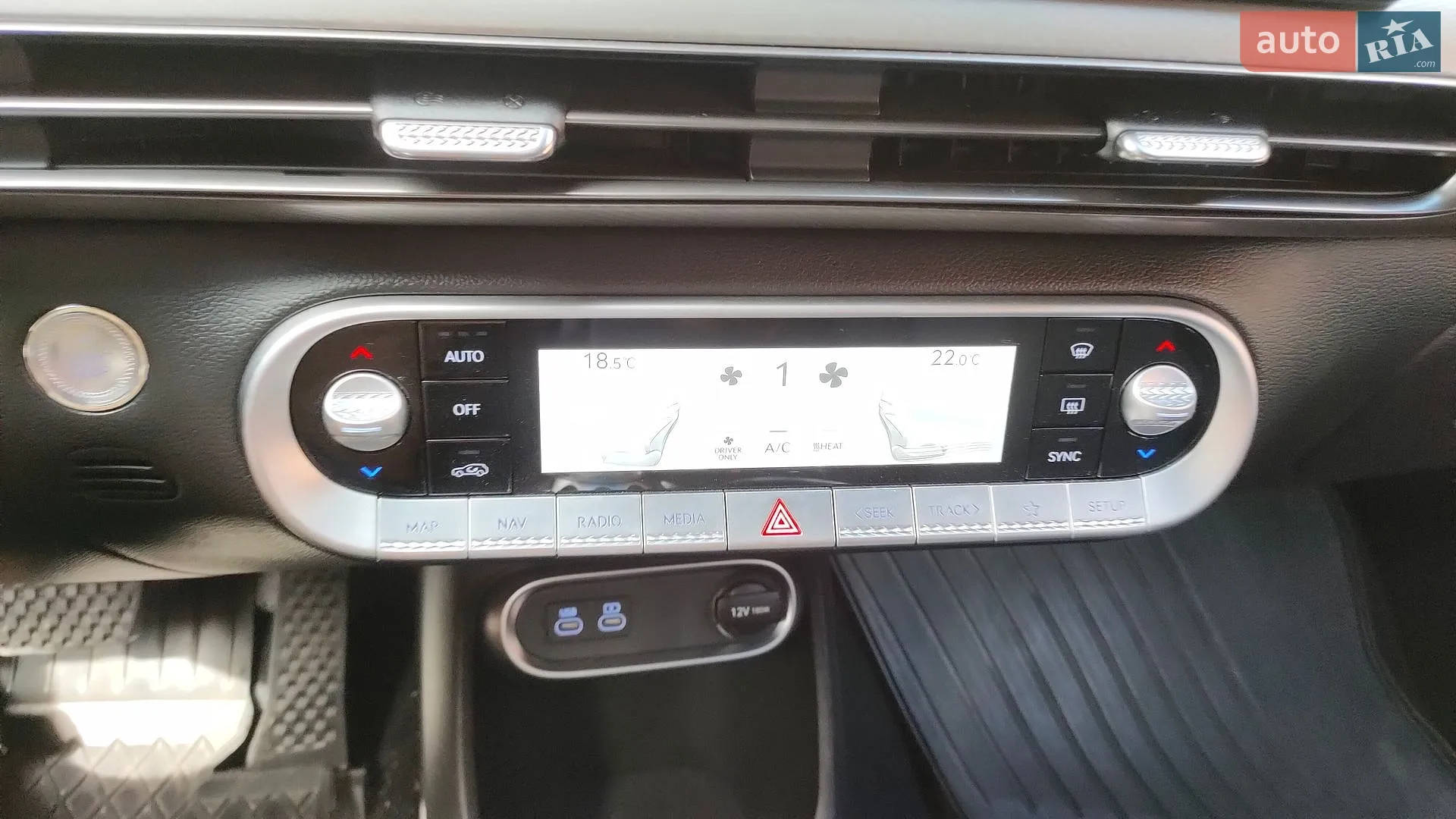 2024 Genesis GV60 - мініатюра 26