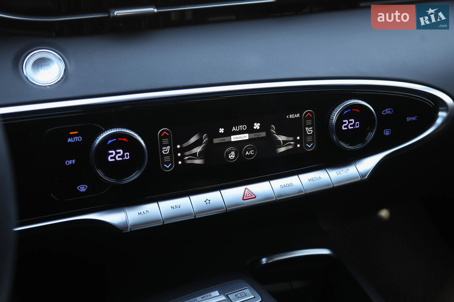 2023 Genesis GV70 - мініатюра 19
