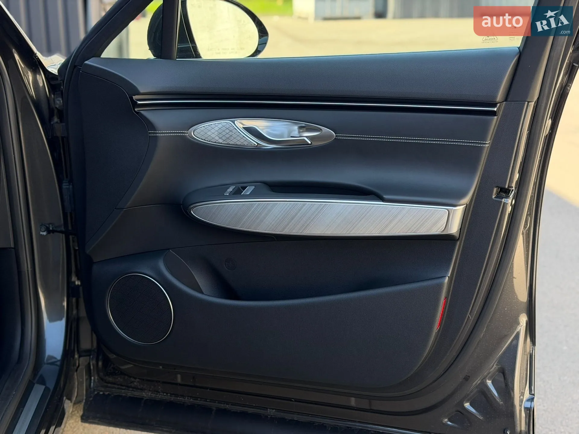 2023 Genesis GV70 - мініатюра 38