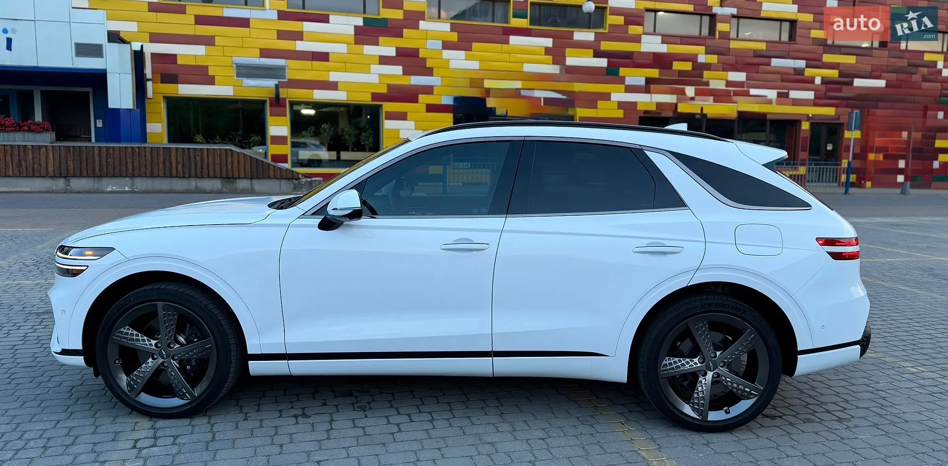 2023 Genesis GV70 - мініатюра 8
