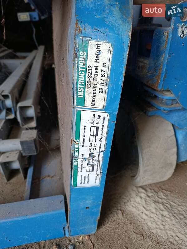 Ножничный подъемник Genie GS 2010 в Фастове фото 3 Ножничный подъемник Genie GS 2010 в Фастове