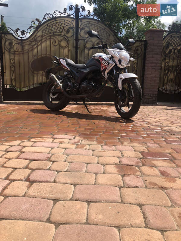 Мотоцикл Без обтекателей (Naked bike) Geon CR6 2018 в Виннице