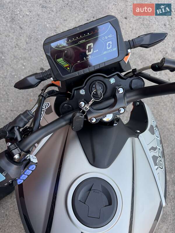 Мотоцикл Без обтекателей (Naked bike) Geon CR6 2025 в Баре