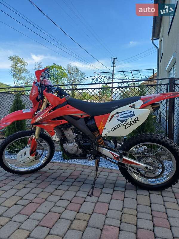 Мотоцикл Позашляховий (Enduro) Geon Dakar 250 2011 в Сваляві