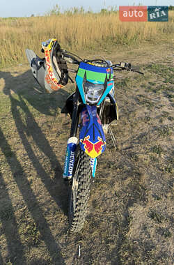 Мотоцикл Кросс Geon GNX 300 NB Enduro 2025 в 