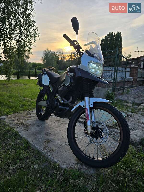 Мотоцикл Многоцелевой (All-round) Geon Grandtour 2013 в Ровно