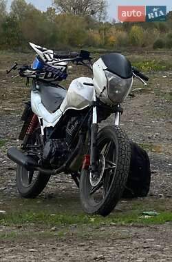 Мотоцикл Без обтікачів (Naked bike) Geon Pantera 2016 в Ужгороді