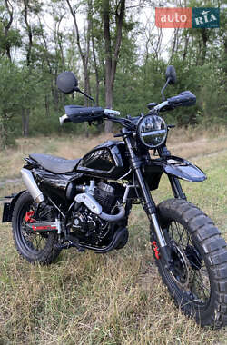 Скремблер Geon Rockster 2023 в 