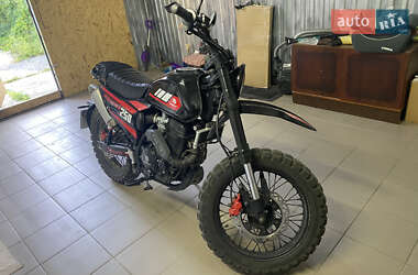 Скремблер Geon Rockster 2023 в 