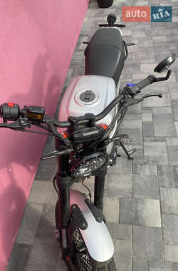 Кафе рейсер Geon Scrambler 250 2024 в 