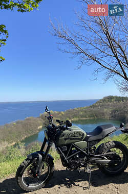 Кафе рейсер Geon Scrambler 2023 в Каневе