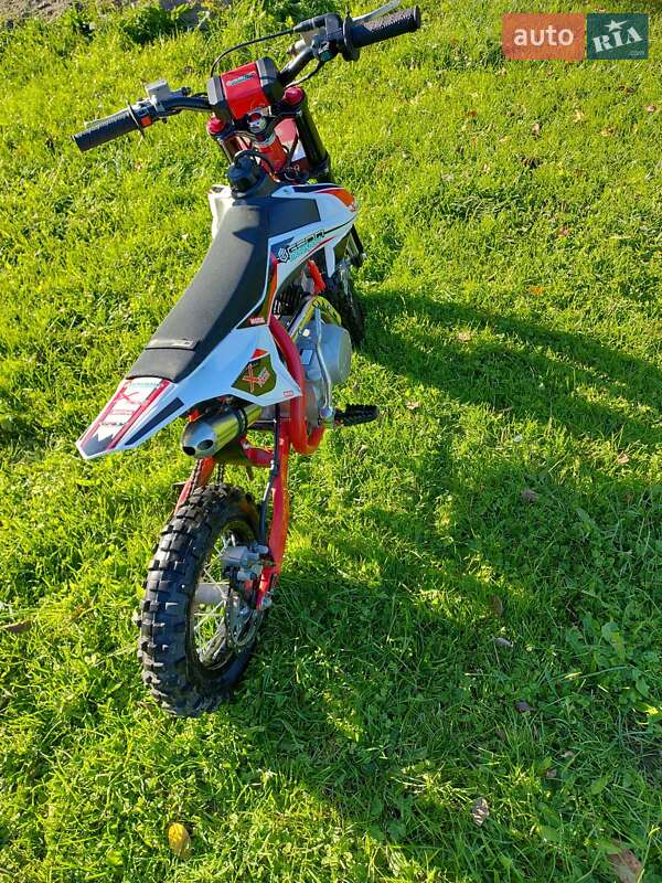 Вантажні моторолери, мотоцикли, скутери, мопеди Geon Sport 2021 в Косові