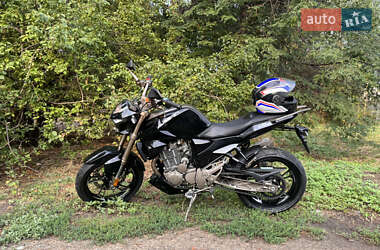 Мотоцикл Без обтекателей (Naked bike) Geon Stinger 2021 в 