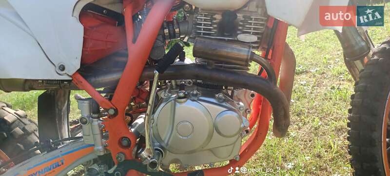 Мотоцикл Позашляховий (Enduro) Geon Terra-X 2020 в Тячеві