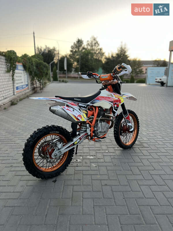 Мотоцикл Кросс Geon Terra-X 2020 в Смілі