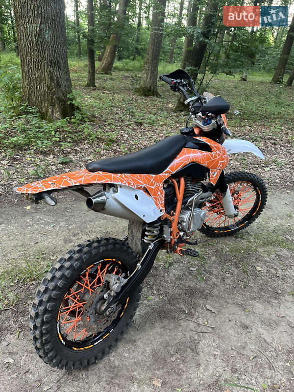 Мотоцикл Кросс Geon Terra-X 2017 в Городку