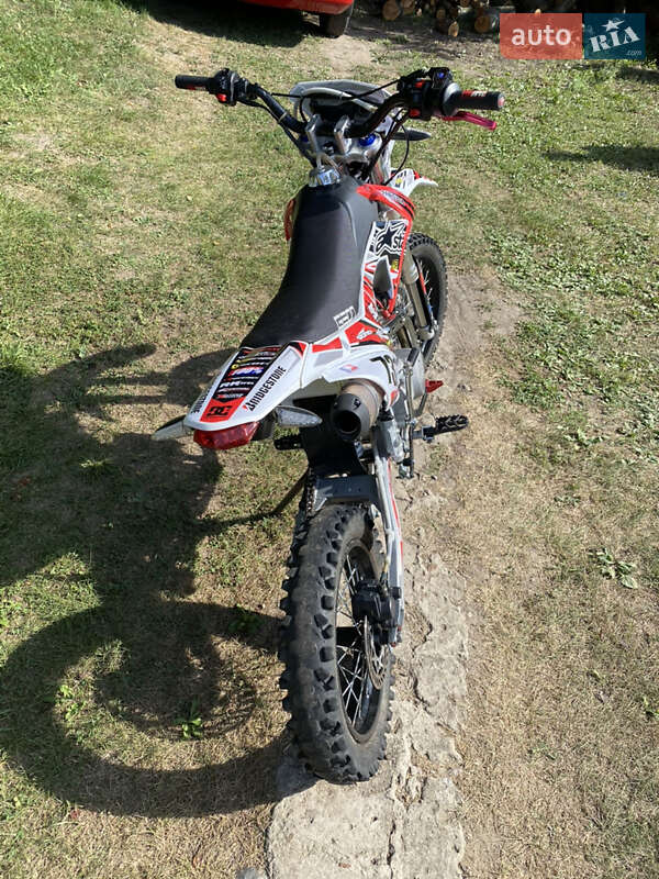 Мотоцикл Кросс Geon X-Ride 2015 в Зенькове