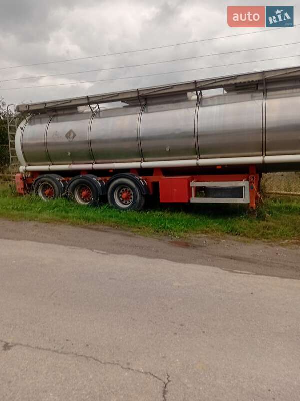 Цистерна напівпричіп Geusens GSA24 1994 в Тернополі фото 13 Цистерна напівпричіп Geusens GSA24 1994 в Тернополі