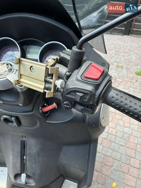 Максі-скутер Gilera Fuoco 2008 в Києві фото 15 Максі-скутер Gilera Fuoco 2008 в Києві