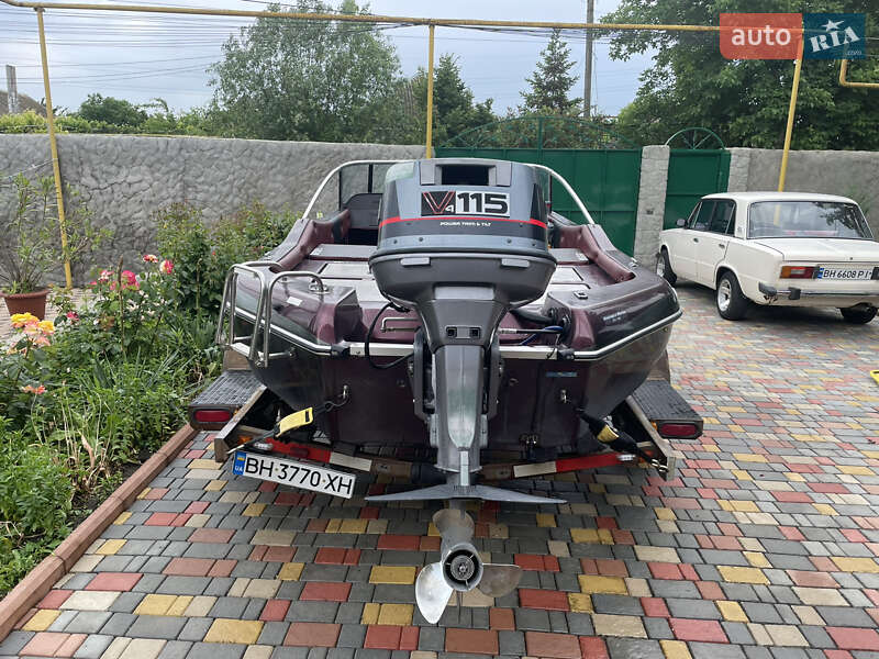 Лодка Glastron Glastron 1993 в Одессе