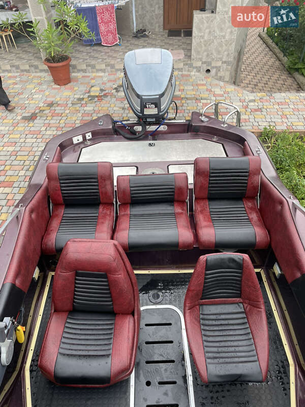 Лодка Glastron Glastron 1993 в Одессе