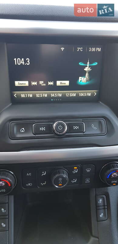 Внедорожник / Кроссовер GMC Acadia 2017 в Львове