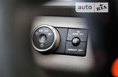 Внедорожник / Кроссовер GMC Acadia 2012 в 