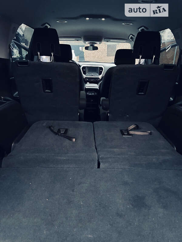 Внедорожник / Кроссовер GMC Acadia 2018 в Коломые фото 26 Внедорожник / Кроссовер GMC Acadia 2018 в Коломые