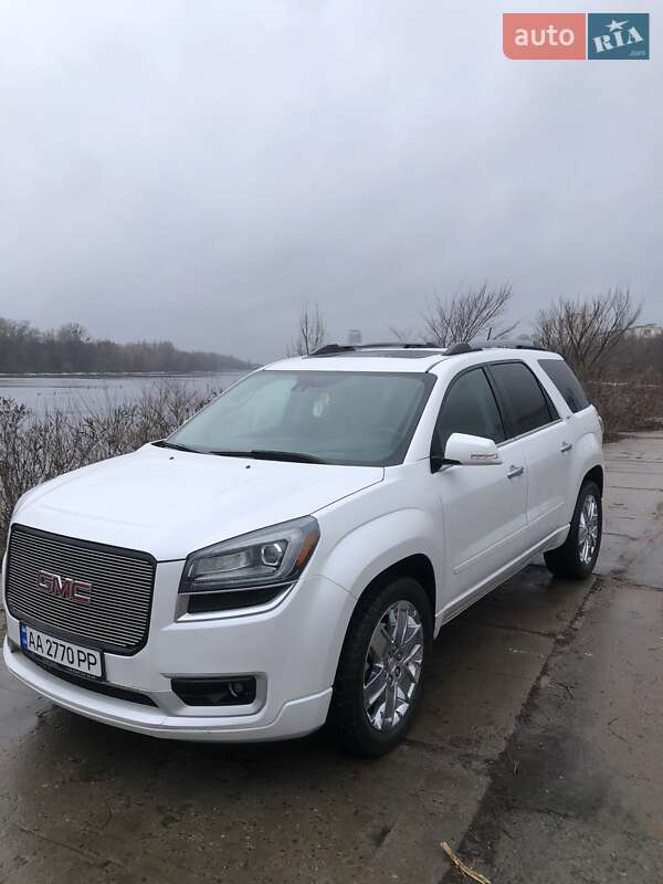 Внедорожник / Кроссовер GMC Acadia 2016 в Киеве